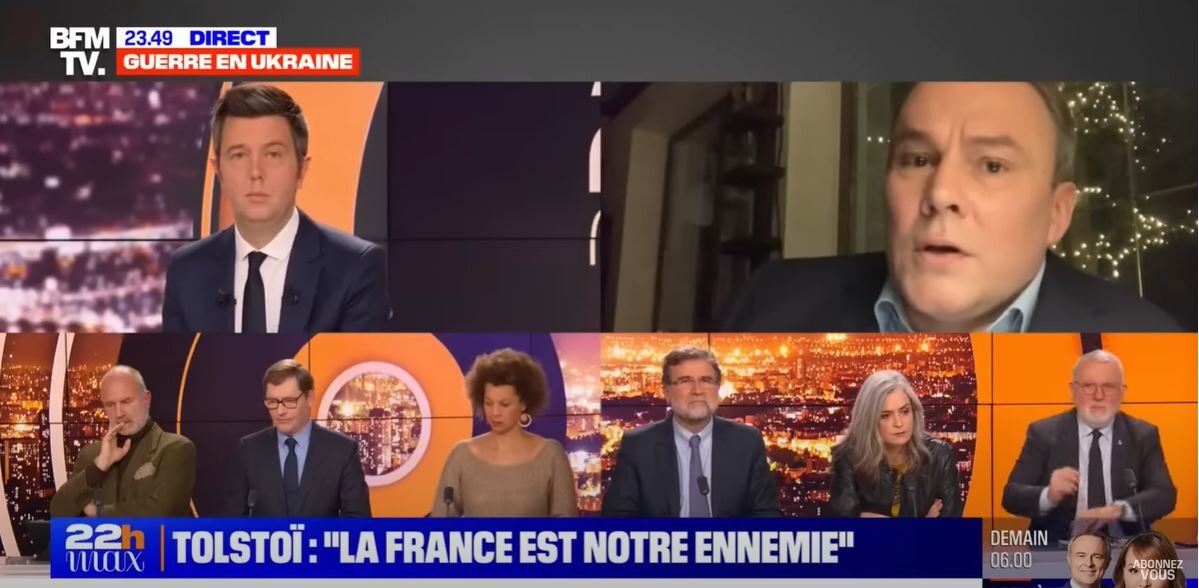 Толстой интервью французскому телеканалу последнее. Кто против? Телепередача.