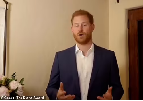 иПохищено из Дейли Мейл.