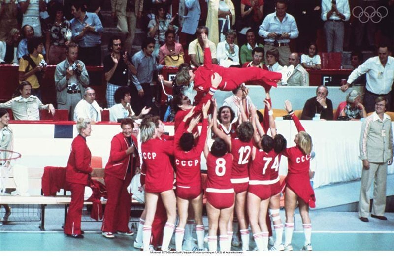 Сборная ссср по баскетболу игры. Баскетбол 1976 женская сборная СССР. Женская сборная СССР по баскетболу на Олимпиаде.