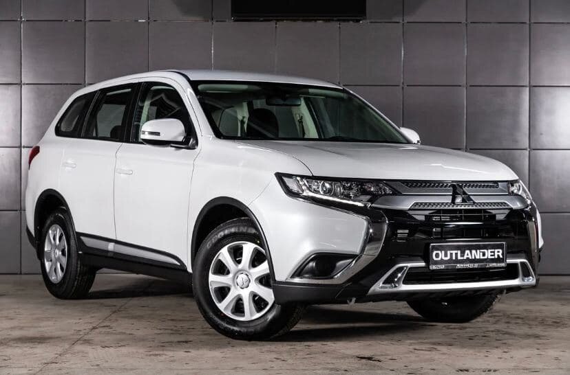 Mitsubishi Outlander.