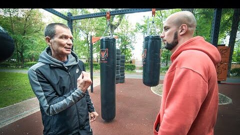 Зачем бить с опущенных рук? МС СССР ответил бойцу TRUE GYM