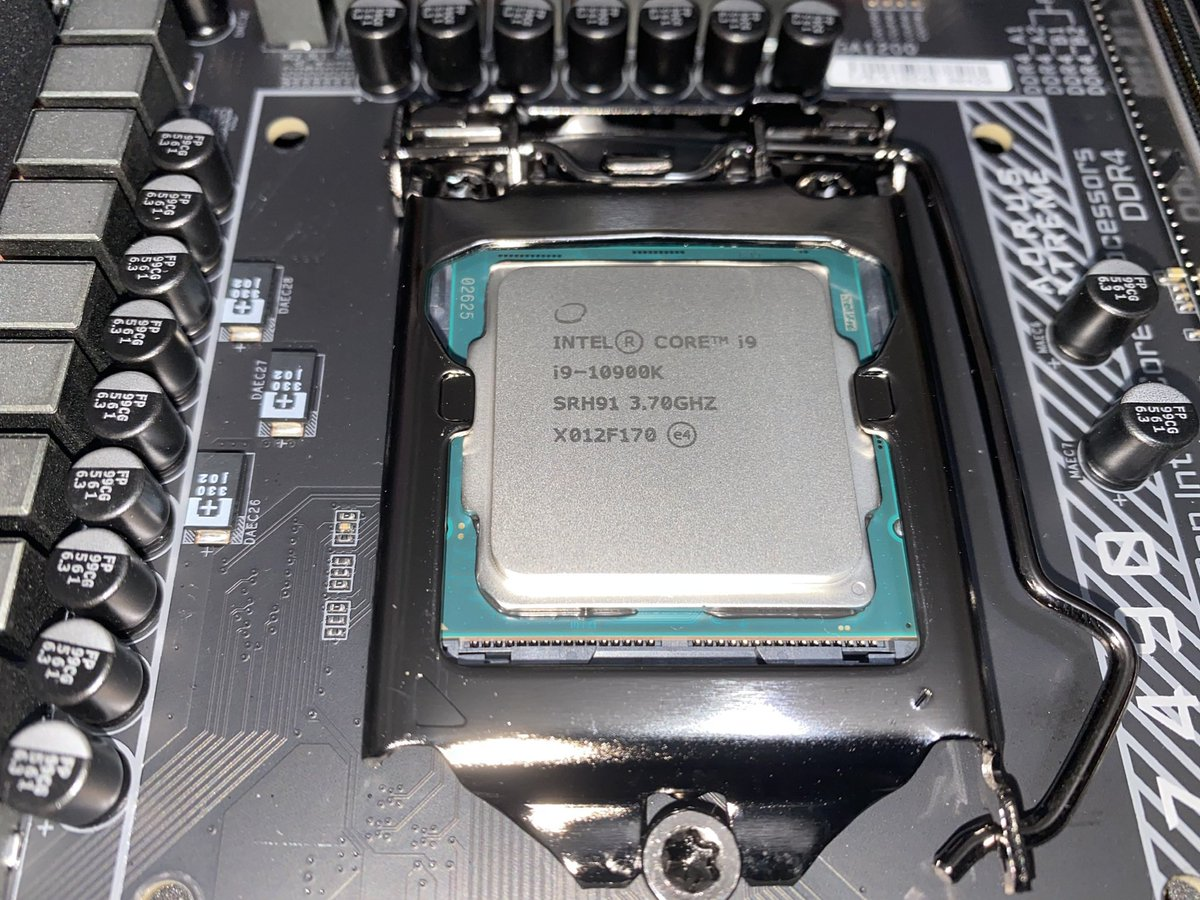 Лучший i5 процессор для игр. Core i9-10900. Процессор Intel Core i9-10900. Intel Core i10 10900k. LGA 1155 i9.