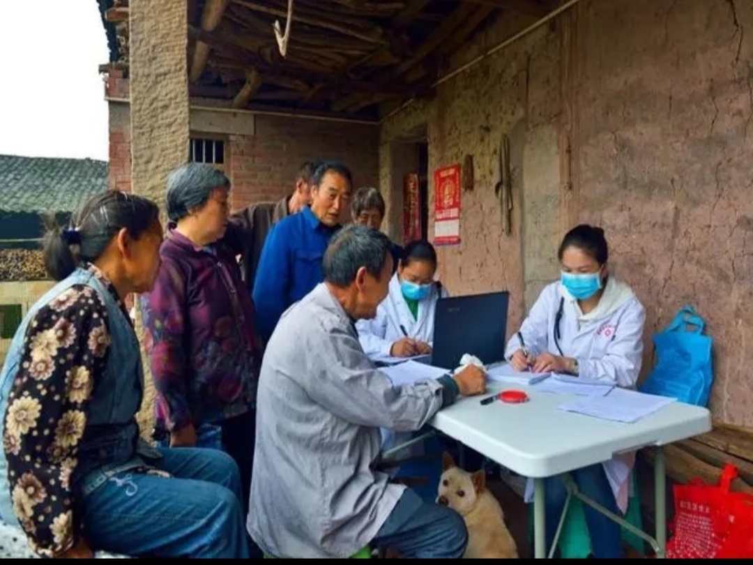 Прием терапевта в сельской местности.