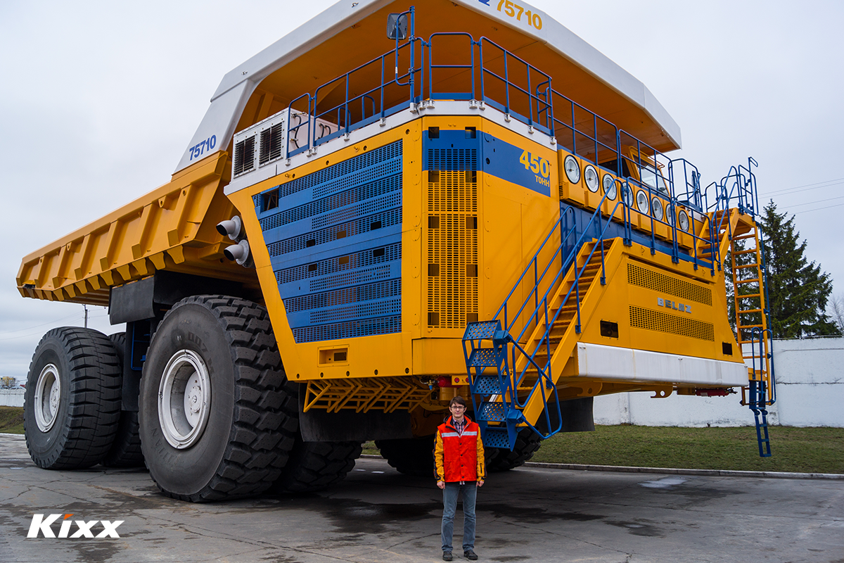 БелАЗ-75710 — самый крупный грузовой автомобиль в мире | Моторное масло  Kixx | Дзен