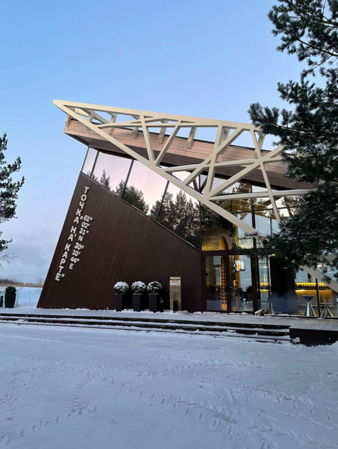 Винная гостиная зимой.   