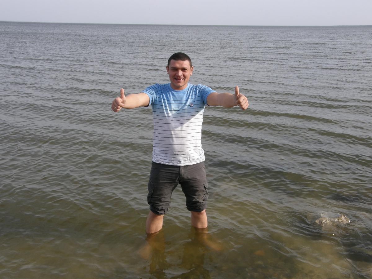 В ноябре уже холодно, но ноги я помыл.