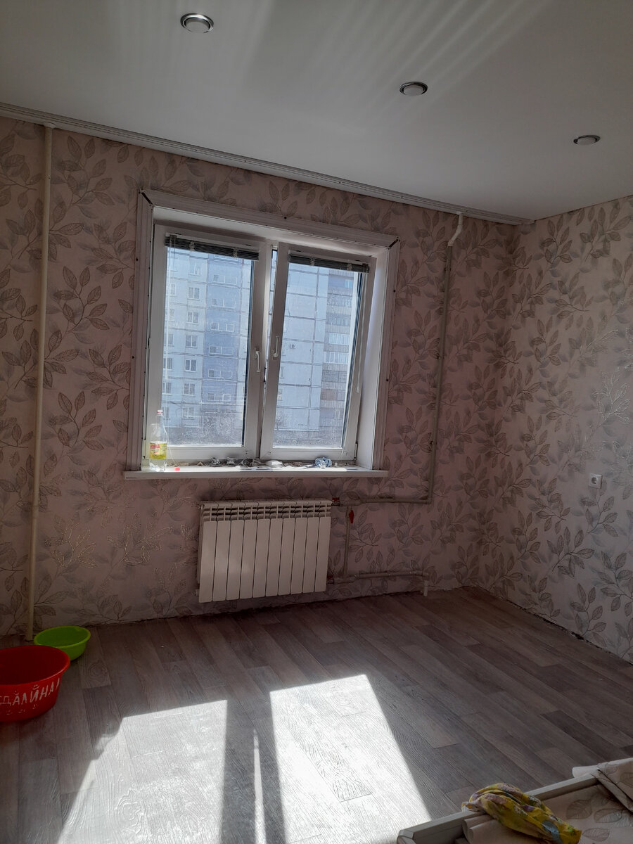 Какие обои можно поклеить в небольшой спальне. Мой пример комната 14 м2 ...