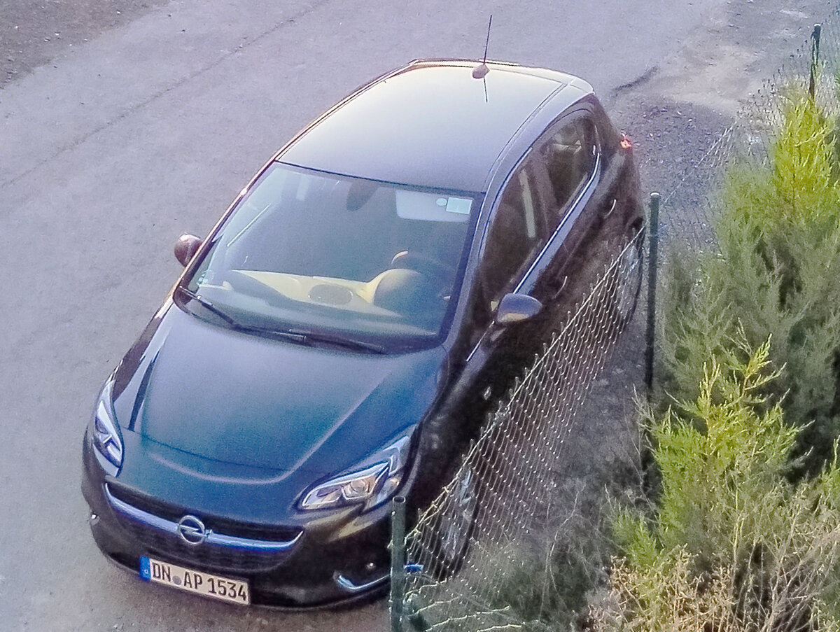 Наш конёк Opel Corsa 2018 года. Очень удобный и просторный! Не считая багажника.  