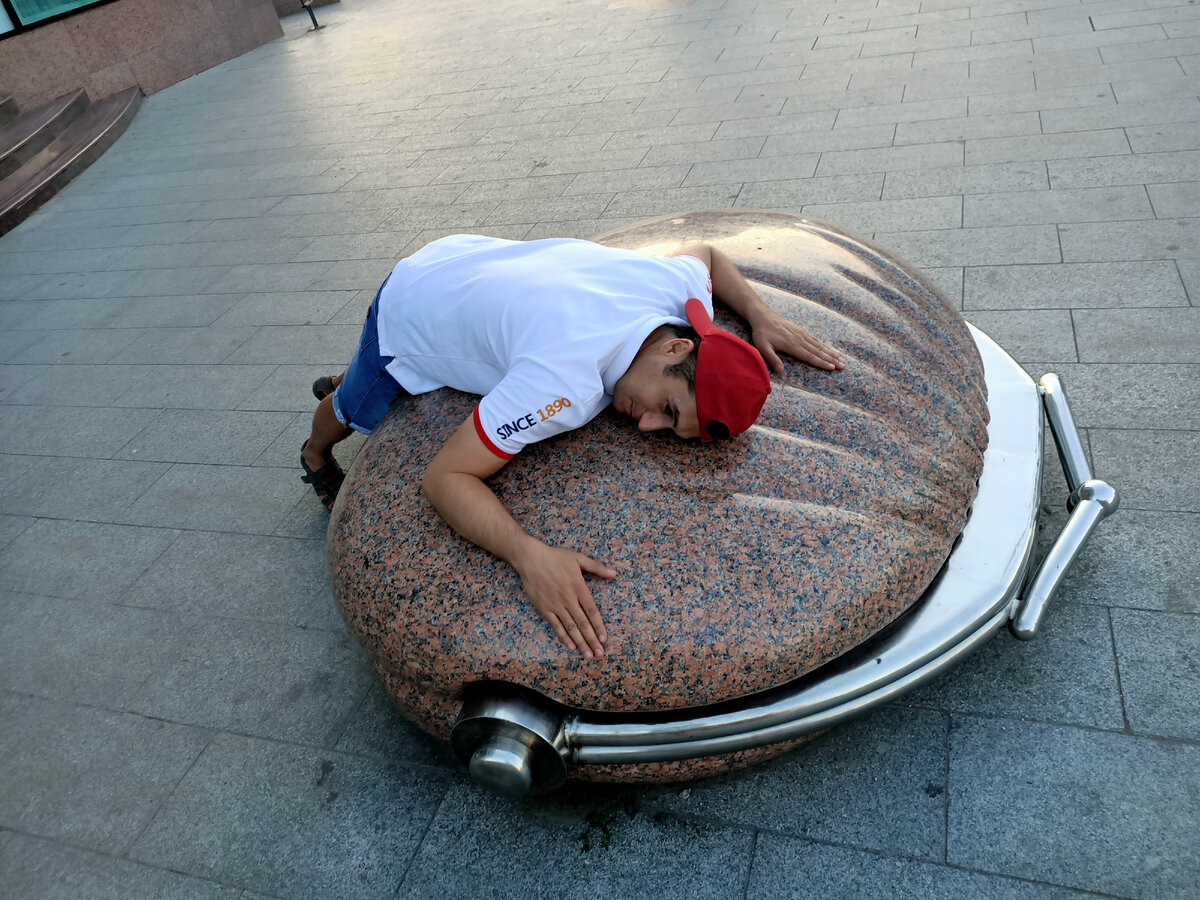 Пошёл в бизнес за длинным рублём