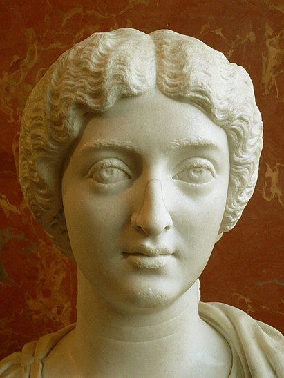 Фаустина Мла́дшая (после 130 года, Рим, Римская империя — умерла летом 176 года, селение Халала, близ Тианы, Каппадокия, Римская империя) — дочь римского императора Антонина Пия и Фаустины Старшей, супруга императора Марка Аврелия.