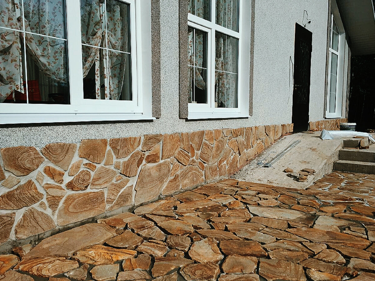 Фото с сайта: "камень-ростов.рф" - природный камень от производителя в Ростовской области