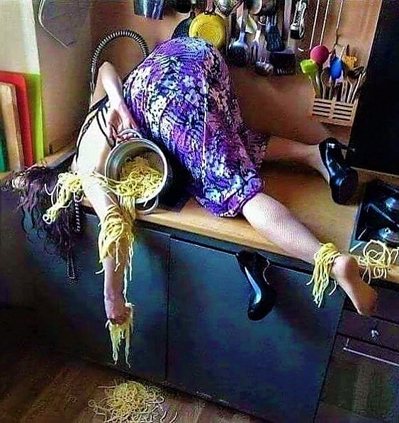 Психогенное переедание. Причины и его последствия