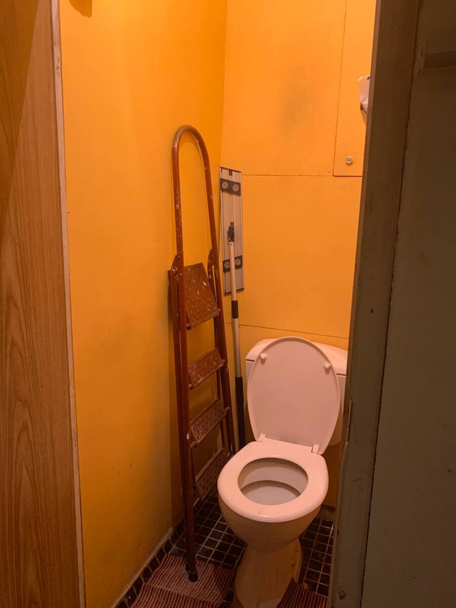 Санузел до ремонта