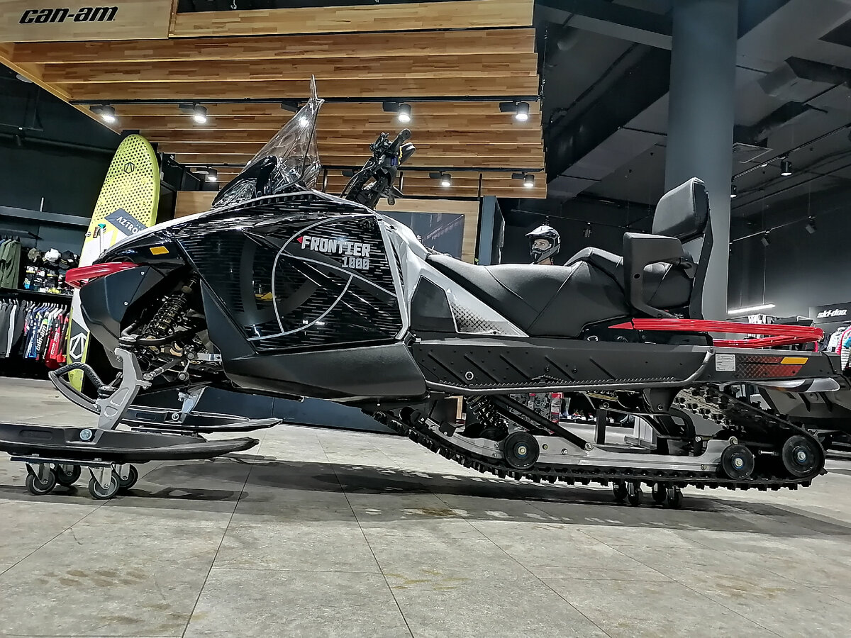 Снегоход RM Frontier 1000 в наличии у официального дилера BRP. Классно смотрится!