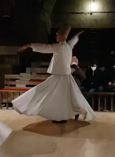 Танцующий дервиш.