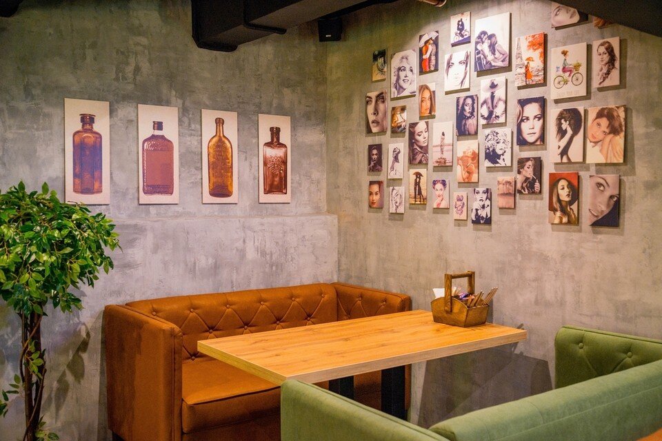     Узнали, где интересно провести время в Ижевске. Фото: @uncle_archi_bar