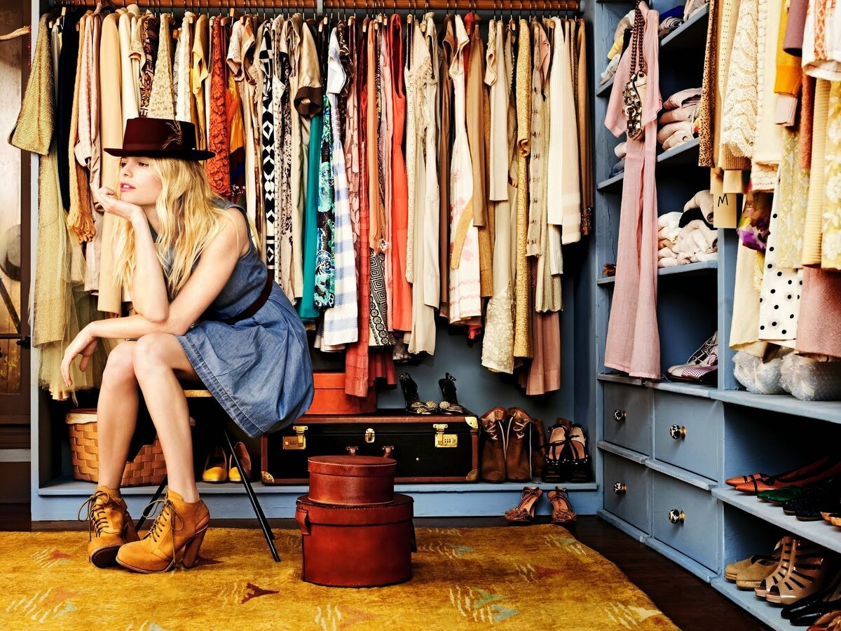 На самом деле, можно наслаждаться одеждой и сохранить её в целости и сохранности на долгие годы