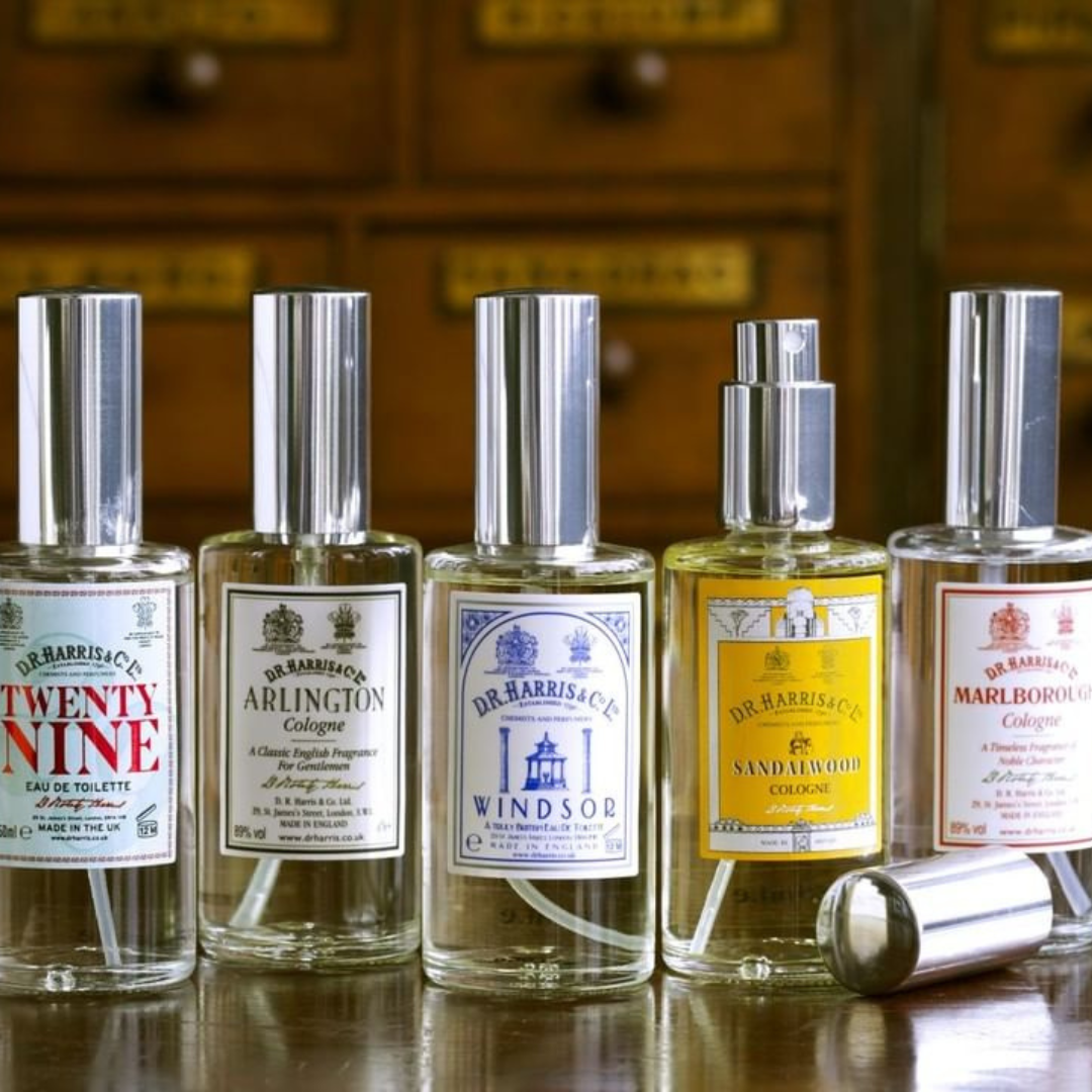 Лучшие мужские ароматы всех времен. Топовые мужские ароматы 2022. Мужской одеколон для мужчин. Одеколон новая заря командор. Духи с ароматом :мыла дав.