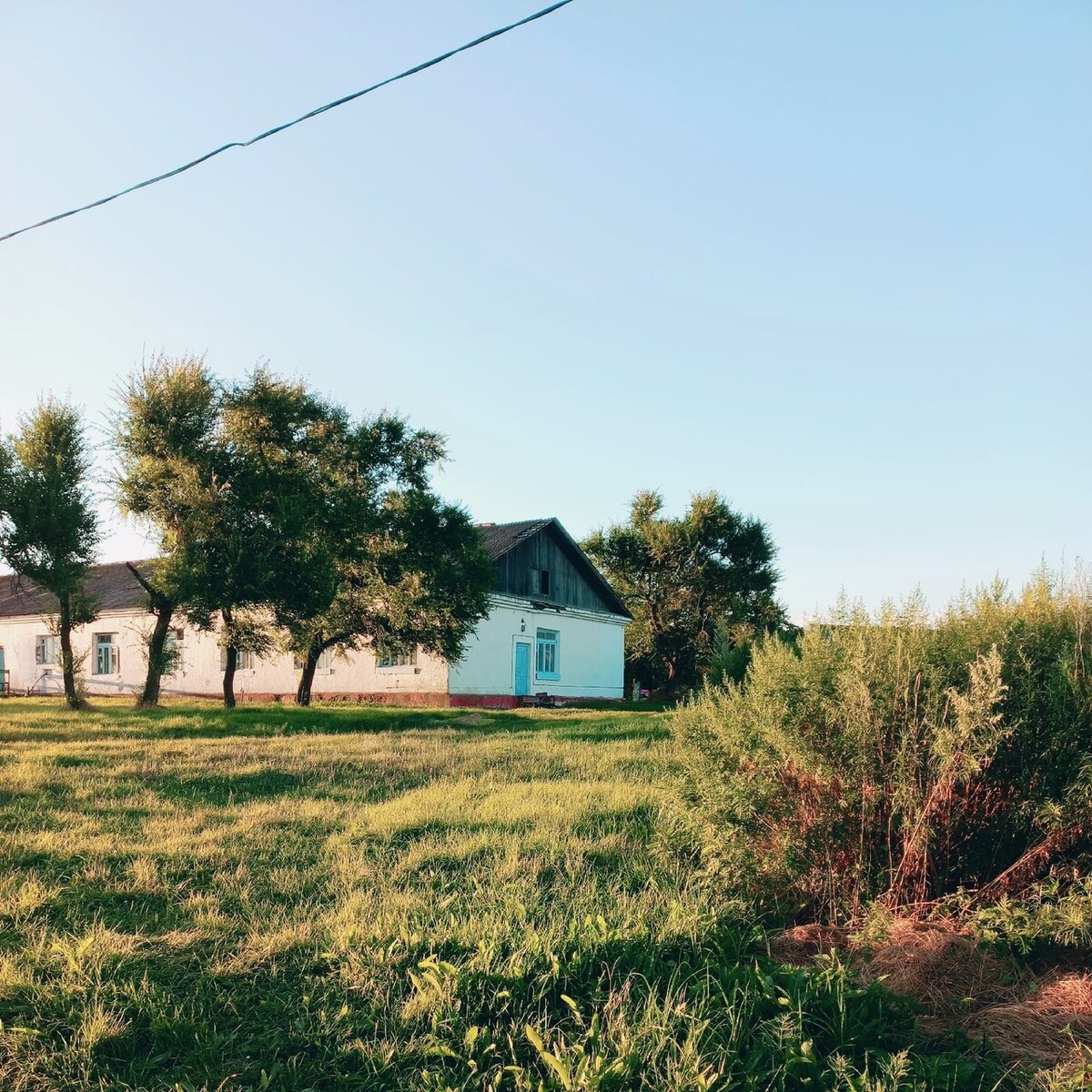 Какойто старый дом