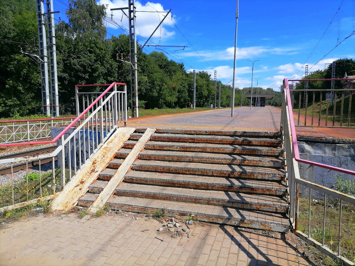 Заброшенная платформа Покровское-Стрешнево