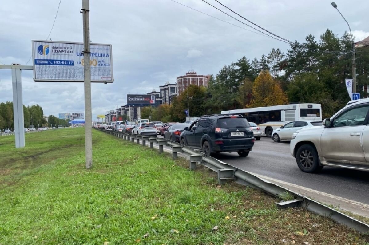    Пробка сковала Московский проспект в Воронеже во вторник днем