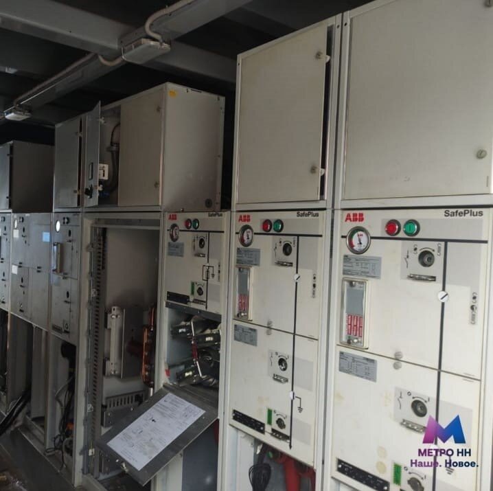    Для питания тоннелепроходческого щита создается отдельная ветка электроснабжения Арина Полтанова