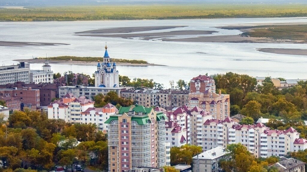     Во всех районах города вводятся в строй новые скверы и обновленные дворы.
