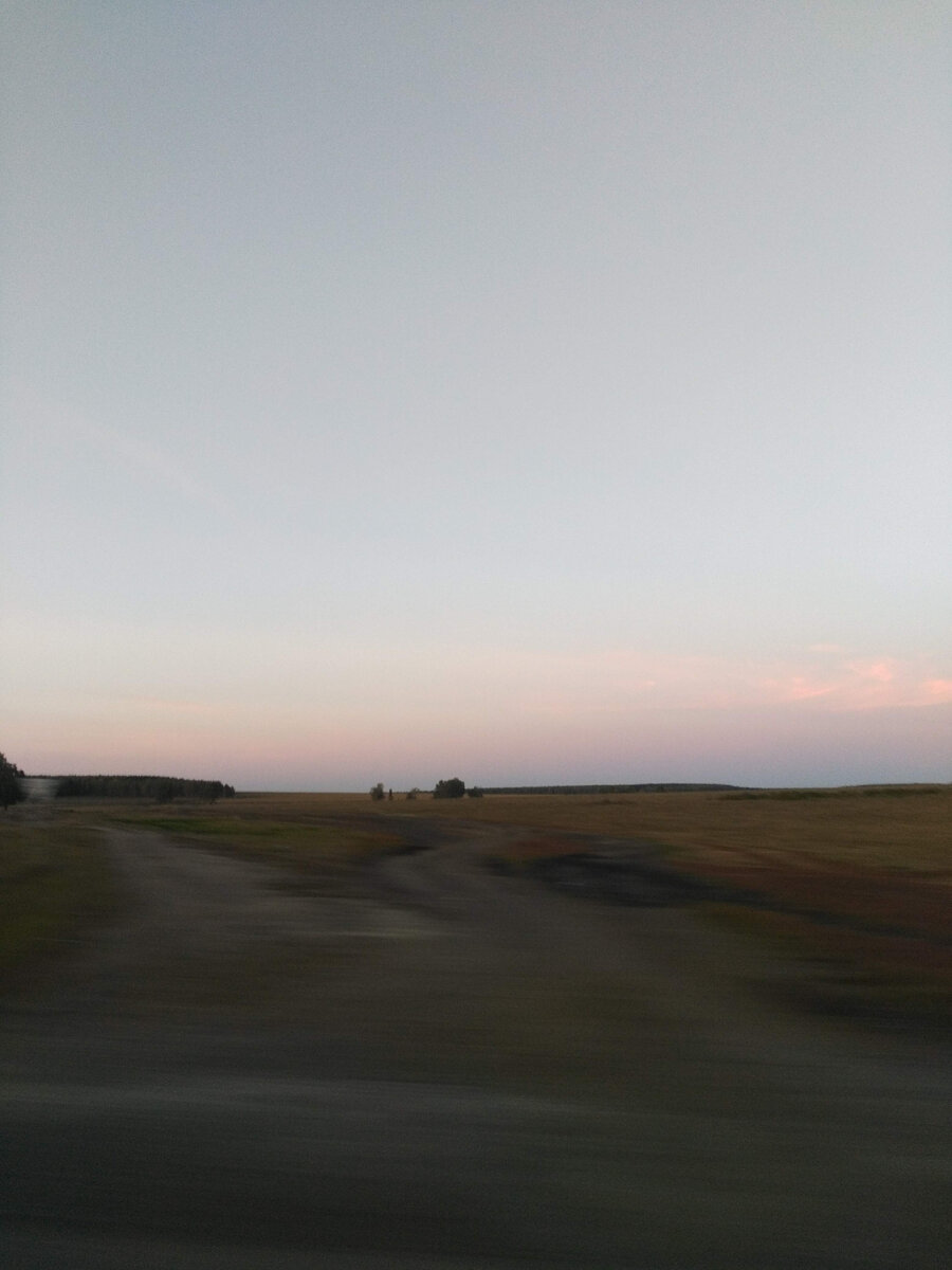 Сентябрь, холодный, грустный.