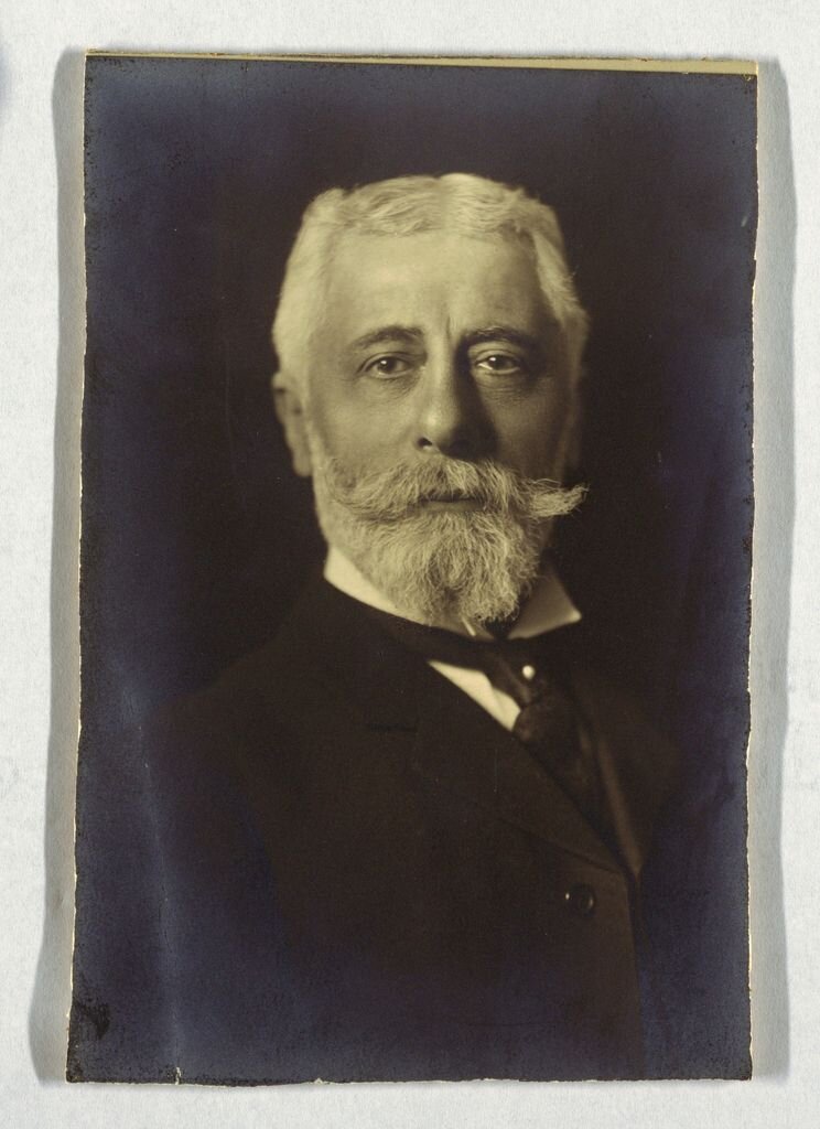 Архитектор Эктор Гитар (1867-1942)