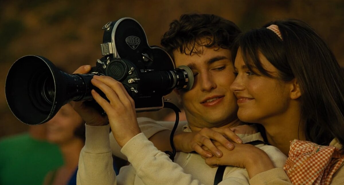 Кадр из фильма «Фабельманы» режиссера Стивена Спилберга.