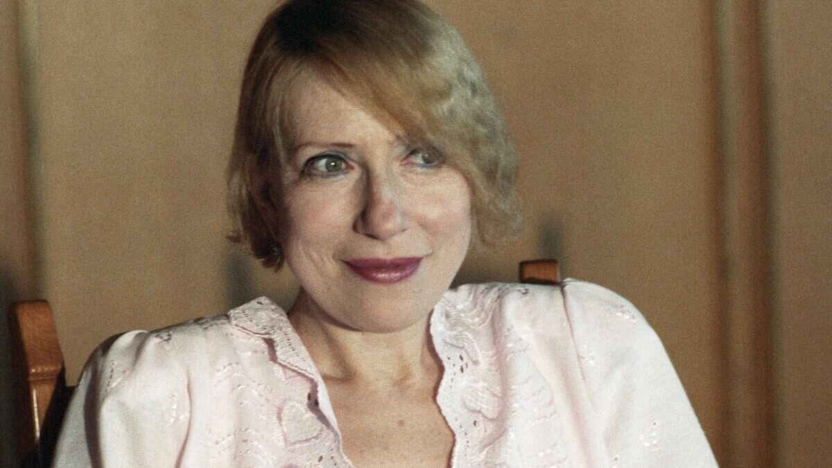    Актриса театра и кино Инна Чурикова© РИА Новости / Галина Кмит