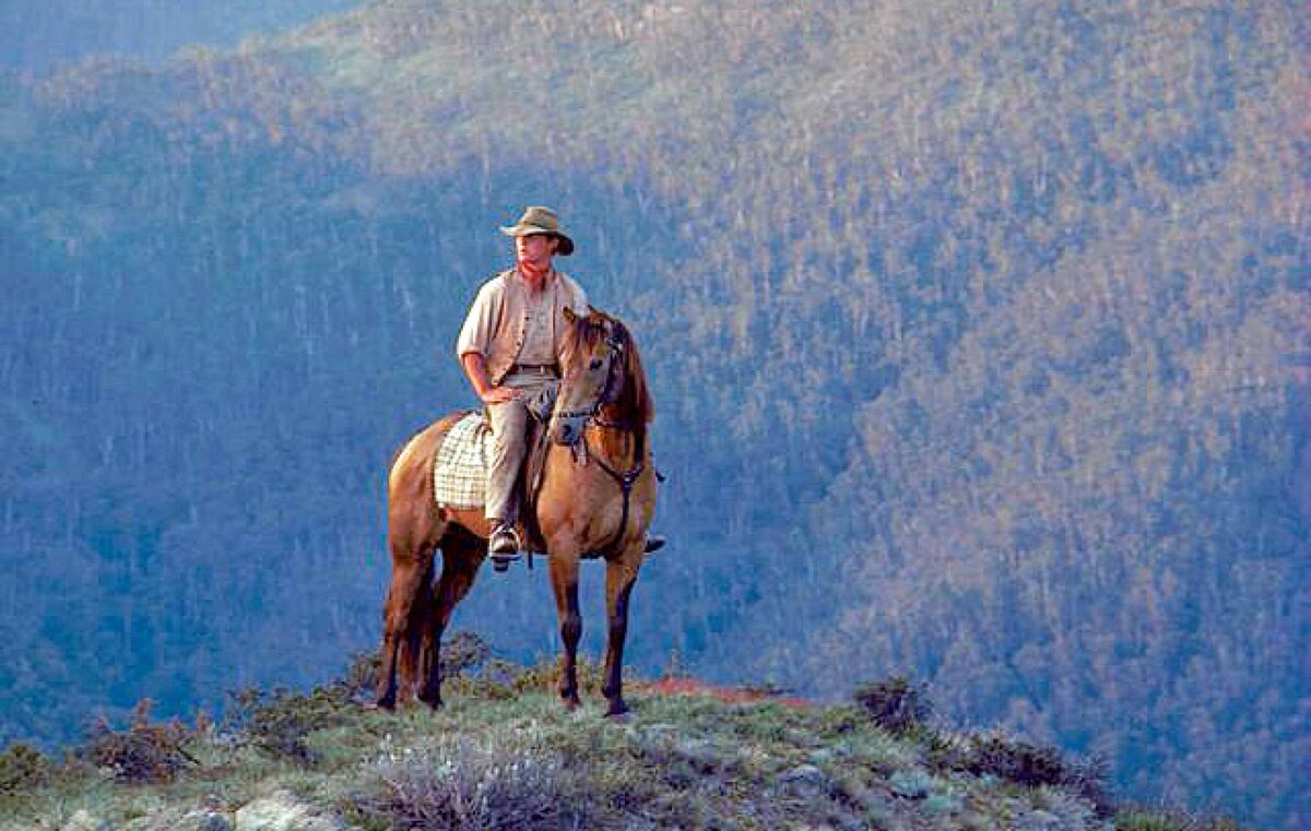 shot from "The Man from Snowy River"/1982/George Miller/imdb.com
