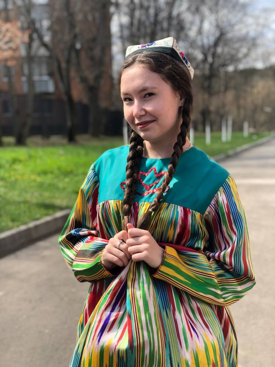 Узбекский народный костюм