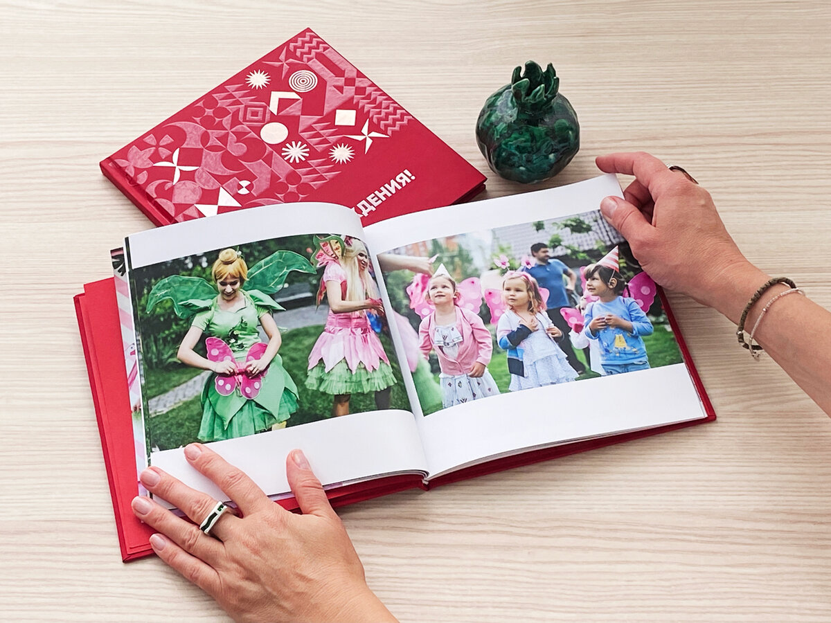 Фотокнига День Рождения с 3D-обложкой, формат 200х200 мм