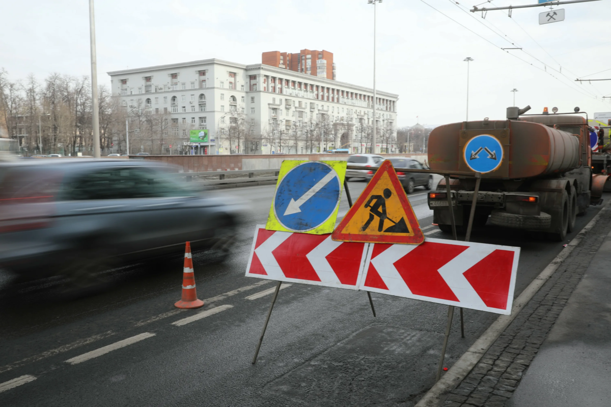 Зацепились зеркалами на узкой дороге? Автоэксерт разьяснил как понять кто  виноват | Автоэксперт на пенсии | Дзен