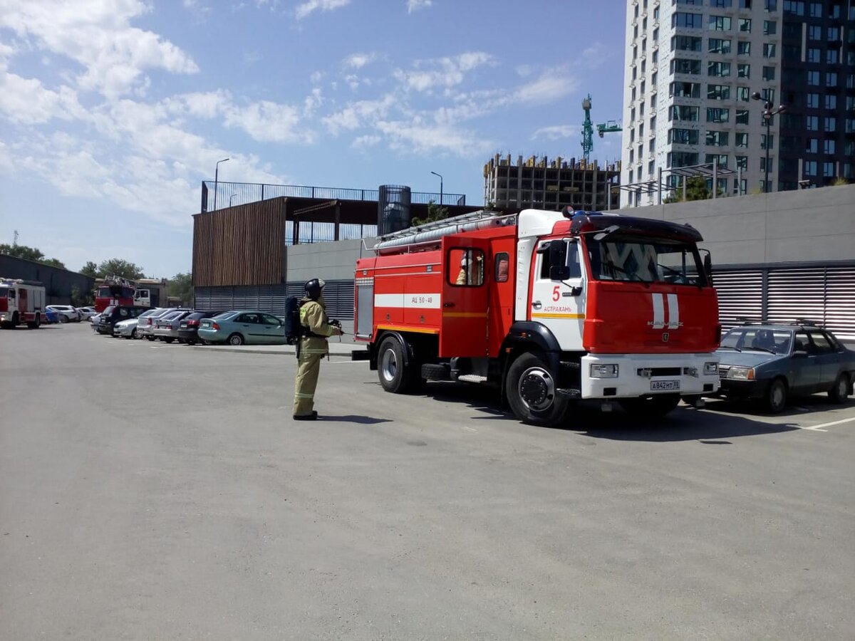 ЖК “Атмосфера”. Огнеборцы ГКУ “Волгоспас” приняли участие в  пожарно-тактическом учении | volgospas | Дзен