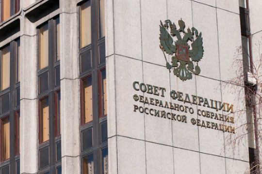    В Совфеде не поддержали идею разрешить служить по контракту выпускникам школ