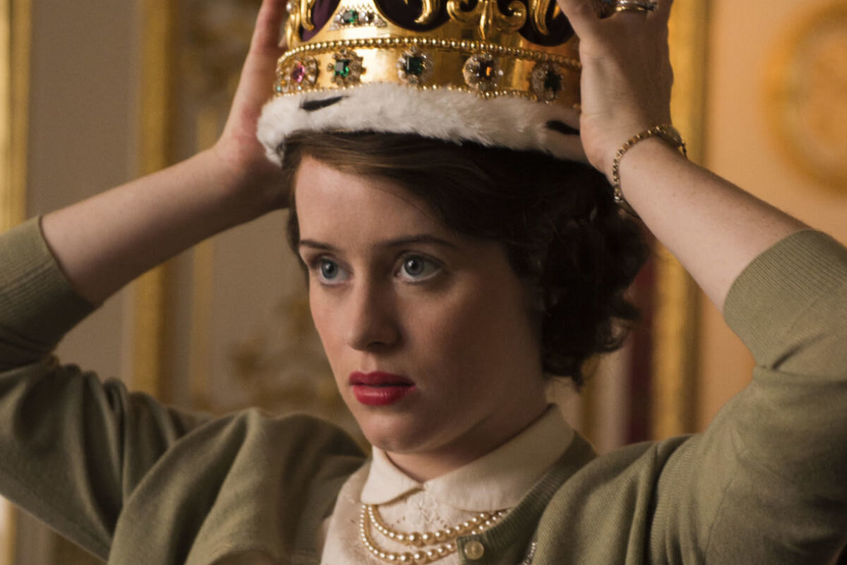     Образ Елизаветы II в кино и сериалах: кто играл королеву Великобритании