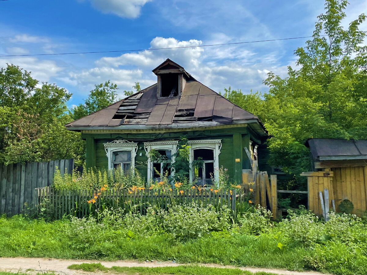 Рязанский Ермишь. Поселок контрастов среди леса, старина и современность.  Когда-то здесь был даже аэропорт | Под зонтиком | Дзен