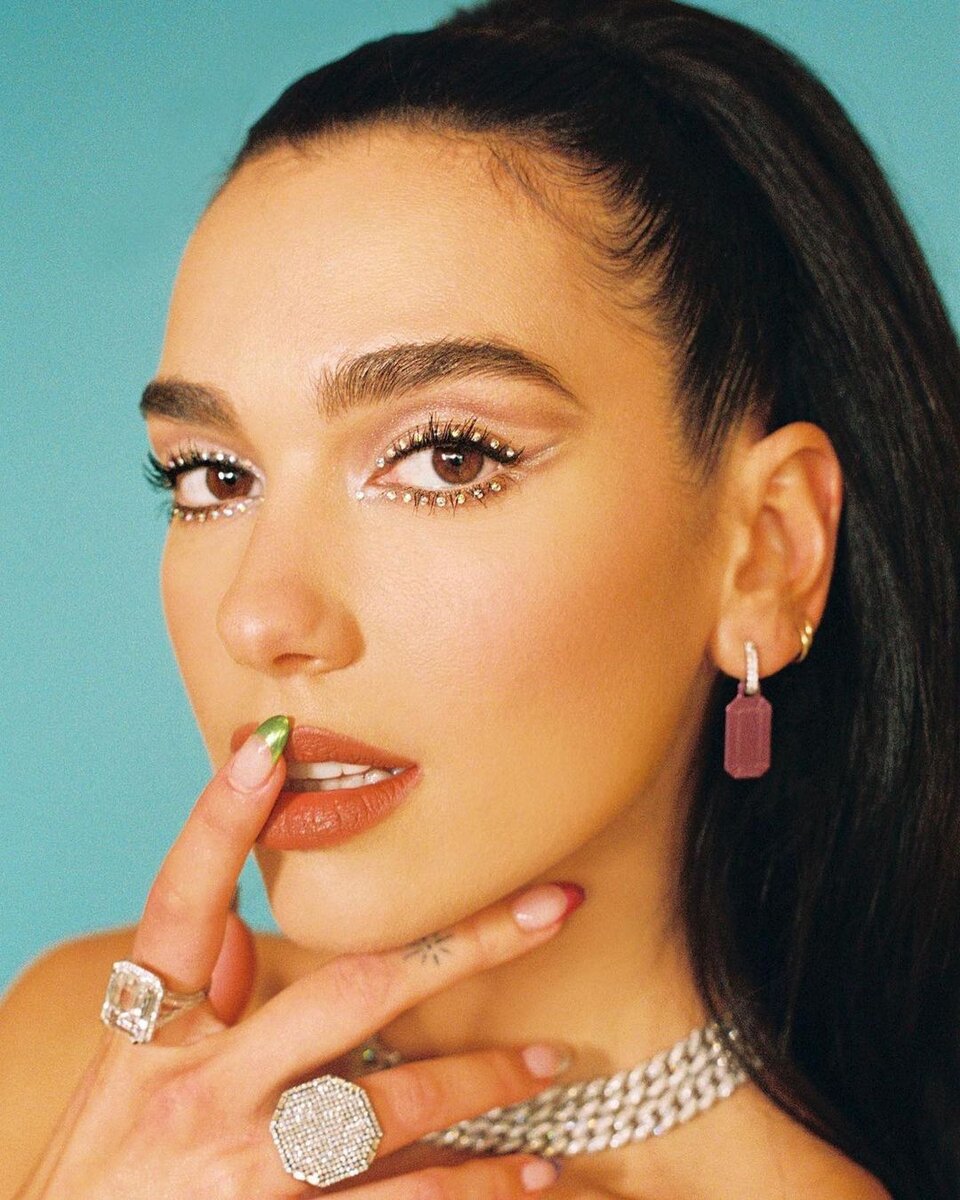   @dualipa