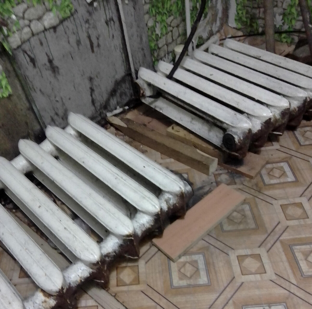 Она же, распиленная