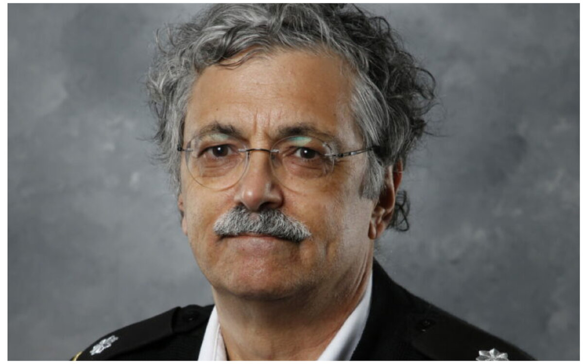 Профессор Ян Гольдман. Данная картинка из общедоступных ресурсов сети интернет принадлежит только ее авторам.