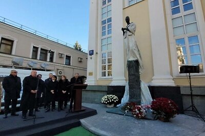    Памятник народной артистке СССР Галине Вишневской в Москве ©Telegram-канал «Мосгорнаследие»