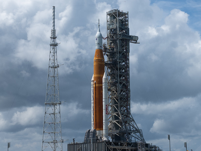    NASA отправит к Луне 3,5 миллиона «человек»