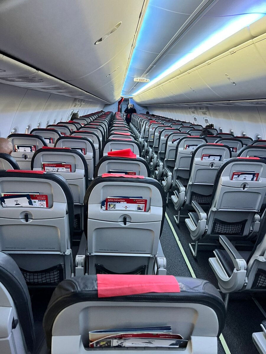 Хельсинки-Тиват, 26.10.2022 г., вылет в 6 утра.