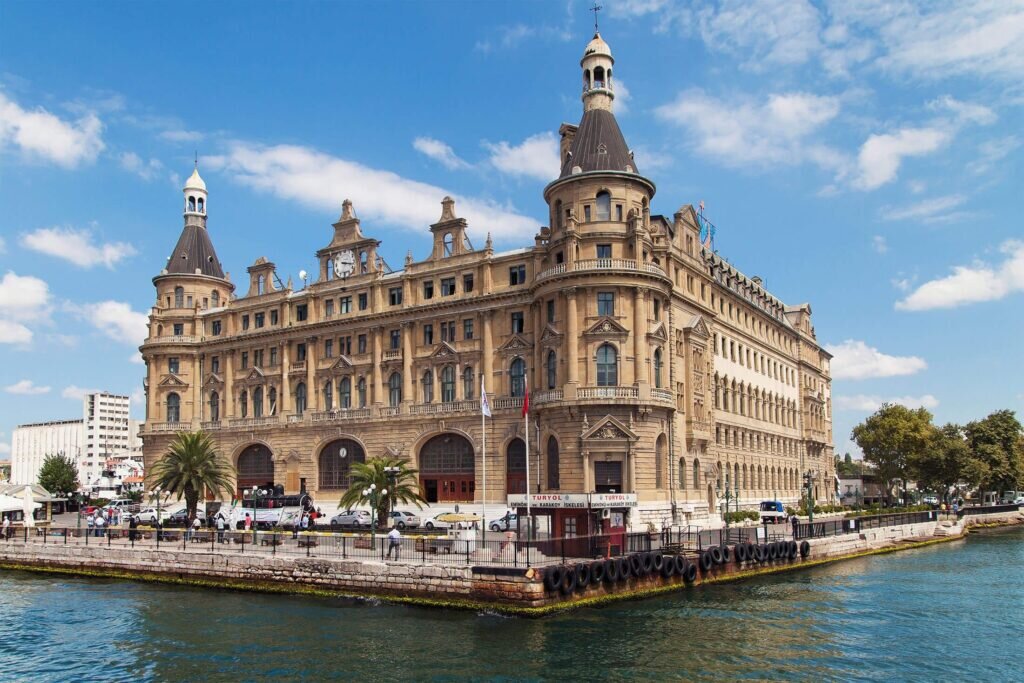 Центральный вокзал Haydarpasa Train Station