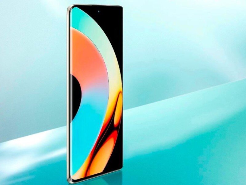    Дизайн realme 10 Pro+ без «подбородка» показали на новом тизере