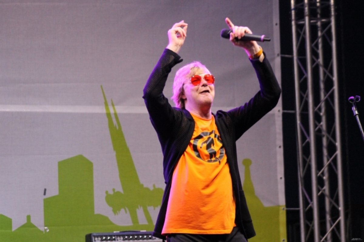    Рыжий из «Иванушек» вступит в дискуссию с пермскими студентами