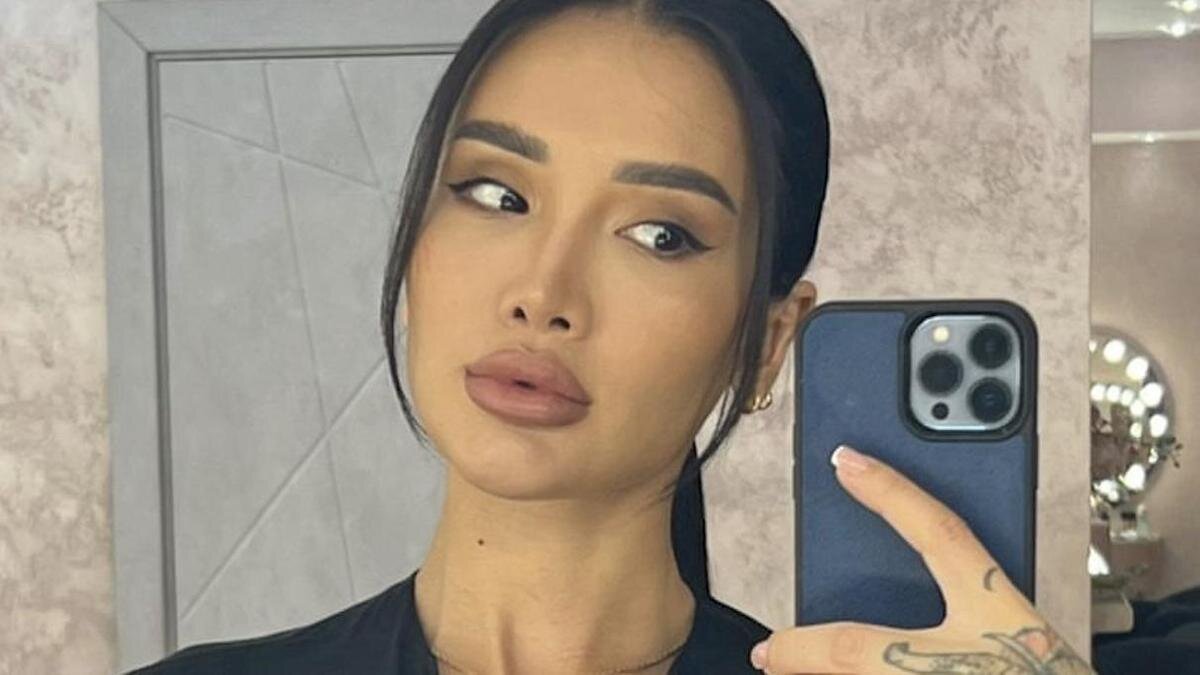    Айжан Байзакова:instagram.com/bayzakova