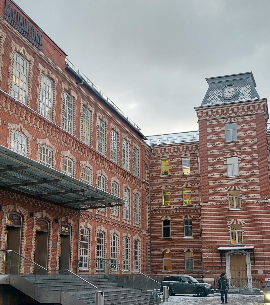 Сайт фабрики большевик. Завод фейерверков Москва 19 век.